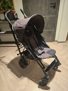 Chicco прогулочная коляска + дождевик