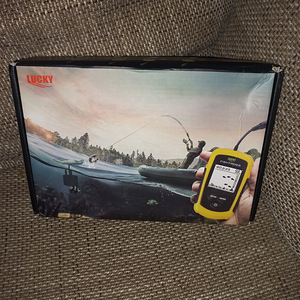 Lucky FISH FINDER SONAR 100M LCD ЭКРАН (8 фото из 9)
