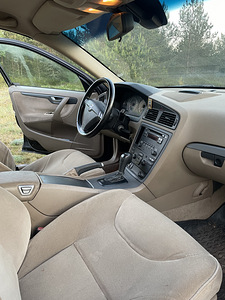 Volvo s60 (4 фото из 10)