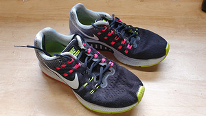 Tossud Nike 38,5 (1 foto / 3)