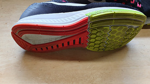 Tossud Nike 38,5 (2 foto / 3)