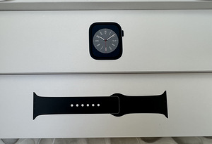 Apple Watch Series 8 GPS 41 mm Midnight Alu/Sport Band uus!