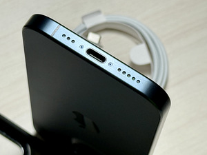 Apple iPhone 15 Pro 512GB Blue Titanium nagu uus! Aku 100% (5 foto / 9)