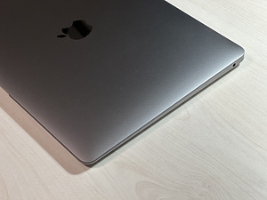 Apple Macbook Air 13 M1 16GB/1TB Space Gray ENG/RUS aku 95% (4 foto / 10)