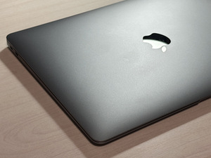 Apple Macbook Air 13 M1 16GB/1TB Space Gray ENG/RUS aku 95% (1 foto / 10)