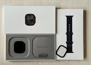 Apple Watch Ultra 2 49mm Black Ti Black Ocean Band nagu uus! (3 foto / 8)