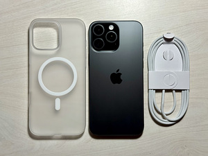 Apple iPhone 16 Pro Max Black Ti 256GB, garantii 05.2026. (1 foto / 10)
