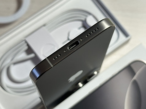 Apple iPhone 16 Pro Max 512GB Natural Ti nagu uus! Aku 100% (5 foto / 8)