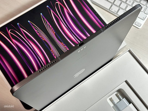 Apple iPad Pro 12.9 M2 WiFi 128GB SpG как новый! Аккумулятор (4 фото из 6)