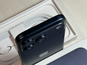 Apple iPhone 17 Pro Deep Blue 256GB kuu aega vana (4 foto / 8)