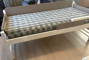Korralik lastevoodi lisavoodiga (4 foto / 10)