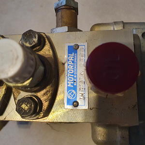 Sissepritse pump (5 foto / 6)