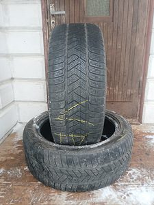 255/45/20 Pirelli Scorpion (1 фото из 3)