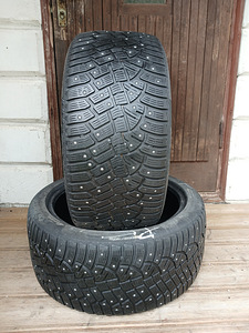245/40/18 Continental Ice Contact 2 (1 foto / 3)