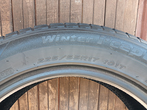 225/55/17 Hankook Winter I-Cept IZ2 (3 фото из 3)