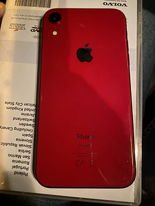 iPhone XR (64GB) Red (1 foto / 2)