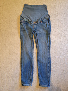 H&M Mama teksad rasedatele (1 foto / 2)
