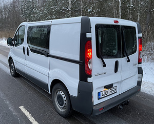 Renault Trafic Passenger 2,5 84KV (3 foto / 13)
