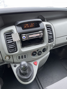 Opel Vivaro Long 1,9 74KW (7 foto / 12)