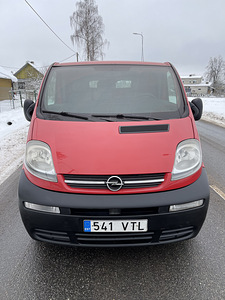 Opel Vivaro Long 1,9 74KW (11 foto / 12)