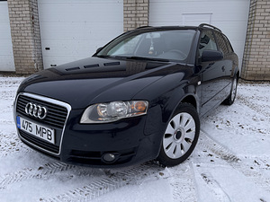 Audi A4 Comfort 2.0 103kV (1 foto / 13)