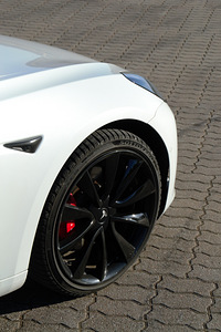 Model 3 360 kw, 75kwh long range, dual motor performance (6 foto / 10)