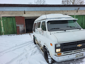 Продам автомобиль (4 фото из 6)