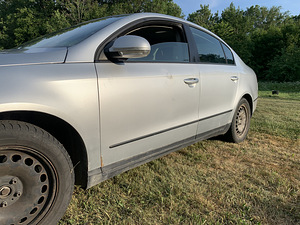 Volkswagen Passat B6 2.0tdi manuaal (2 foto / 6)