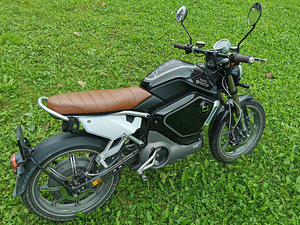 Super Soco TC Elektrimopeed (7 foto / 7)