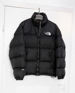The North Face 700 puffer Nuptse jacket (1 foto / 4)