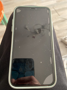 iPhone 11 ,64gb green (4 foto / 4)
