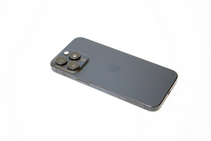 iPhone 15 Pro Max ideaalses seisukorras (5 foto / 5)