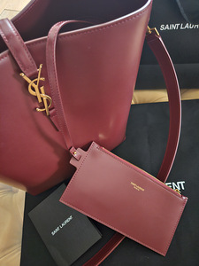 Ysl Le 37 leather bucket bag! (3 foto / 4)