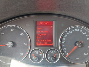Volkswagen Golf 5 2.0 103kW (6 foto / 14)