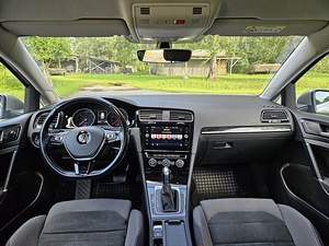 VW Golf 7 Variant Highline 2.0 TDI 2019 (13 foto / 14)