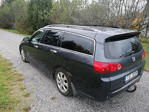HONDA ACCORD (4 foto / 5)