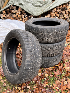 Nokian naastrehvid 205/55 R16 (1 foto / 4)