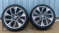 Продаются оригинальные колеса BMW с летними шинами