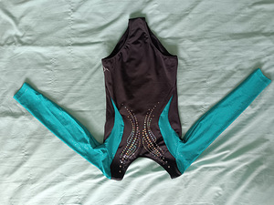 Tantsu trikoo 128/134 (1 foto / 4)