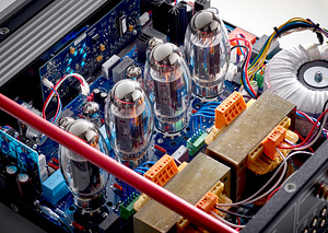 Copland CTA408 High-End Tube Amp (4 foto / 6)