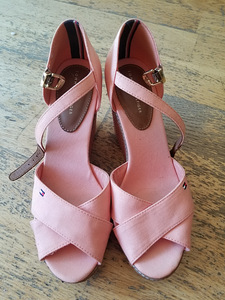Tommy Hilfiger, suurus 40 (2 foto / 4)