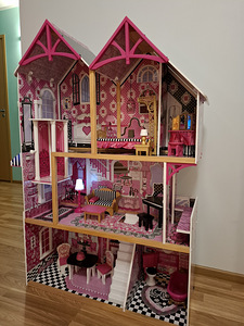 Nukumaja Kidkraft Bella. (1 foto / 3)