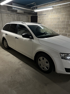 Skoda Octavia 2016 (4 фото из 11)