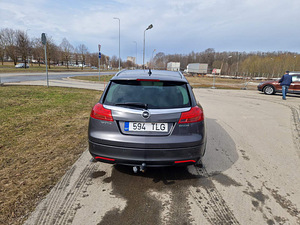 Продам Opel Insignia (6 фото из 10)