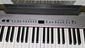 Digitaalne klaver Roland FP-2 (2 foto / 3)