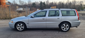 Volvo V70 2005 (4 foto / 13)