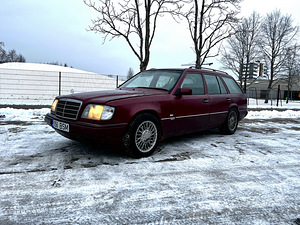Mercedes benz s124 (5 foto / 8)