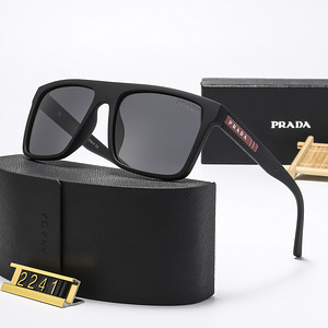 Uued päikeseprillid Prada, Armani, Ray ban, Hugo Boss (7 foto / 10)