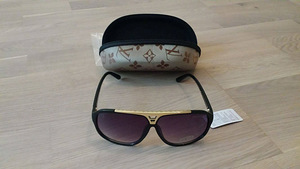 Uued päikeseprillid LV, Cazal, Burberry, Carrera (8 foto / 10)