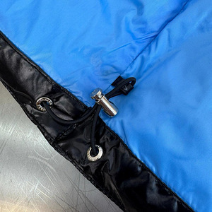 Uus vest Moncler (7 foto / 7)